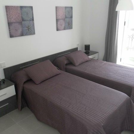 Carrer De Denia Lägenhet Valencia Exteriör bild